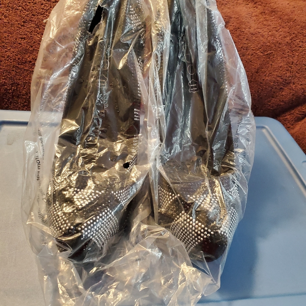 Heels - Picture 5 of 5